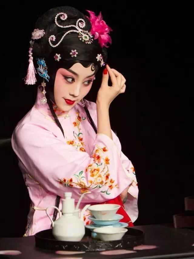 王梦婷的最新风采与成就概览