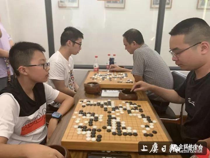 校慧捷