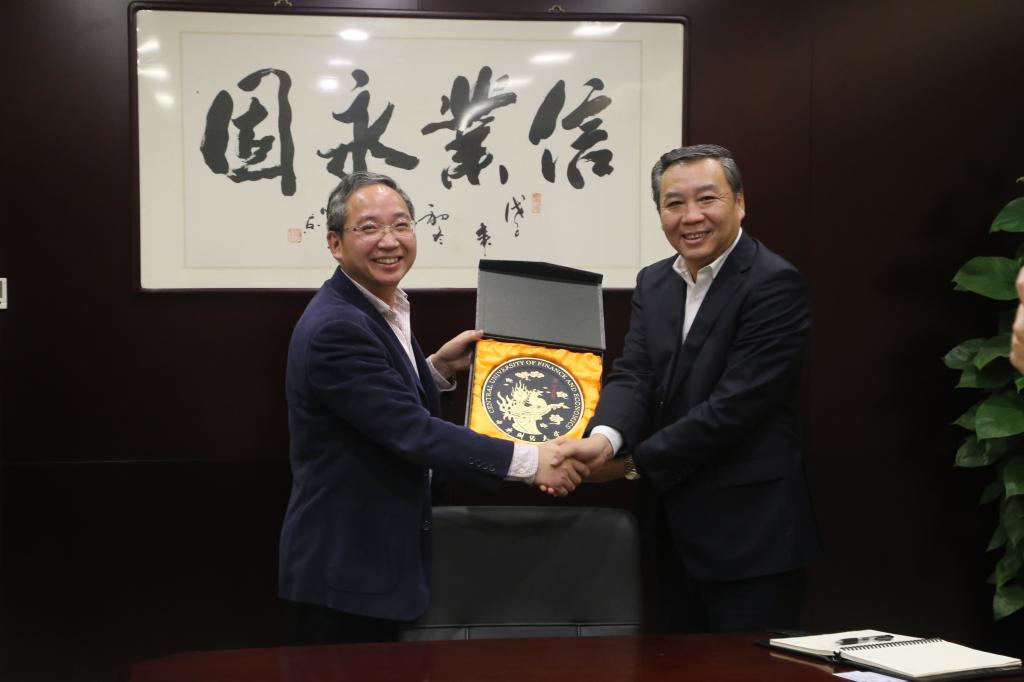 王瑞华最新动态与成就，探索前沿领域的领先者